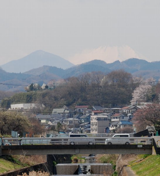 湯殿川にて富士山